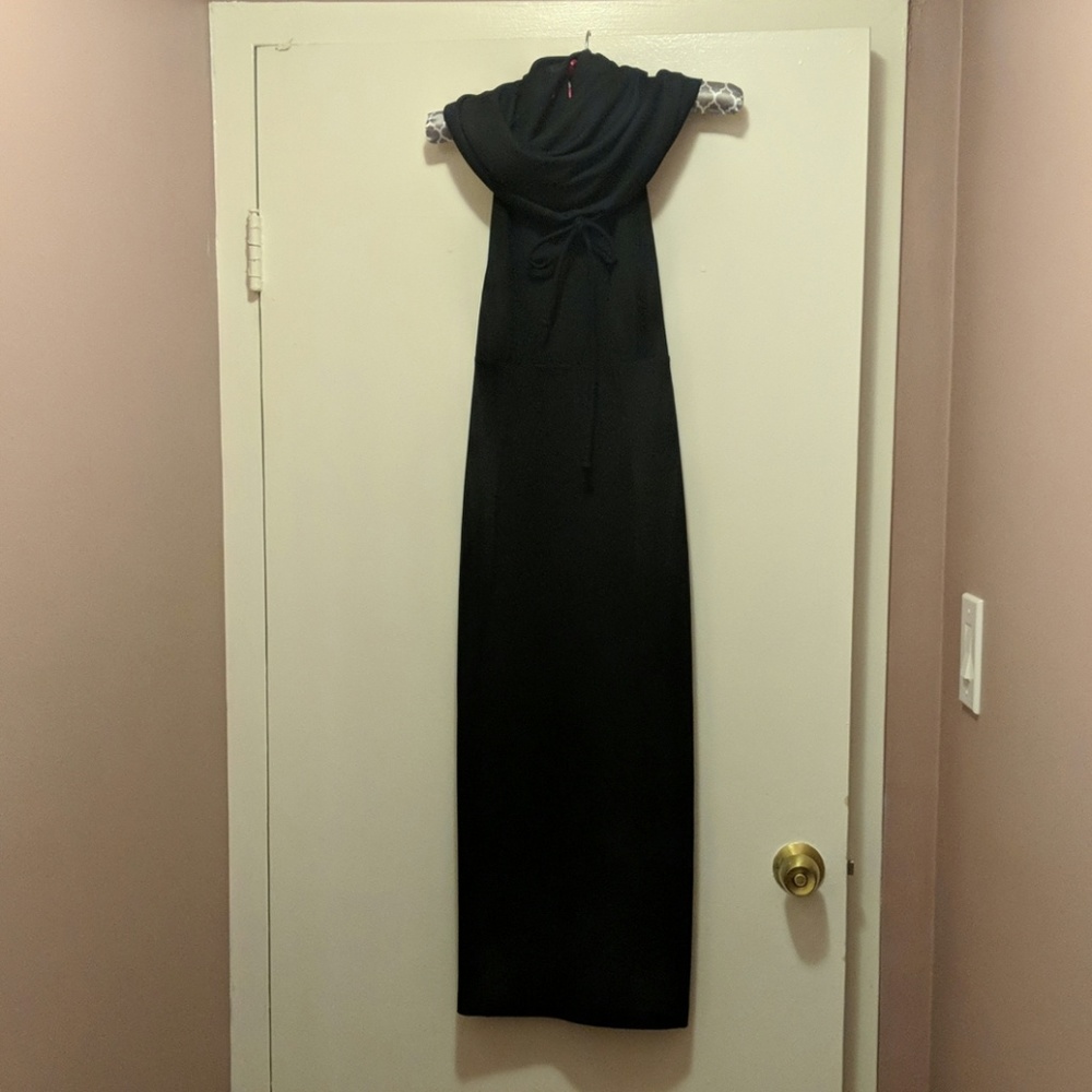 Camilla & Marc Designer backless black midi dress